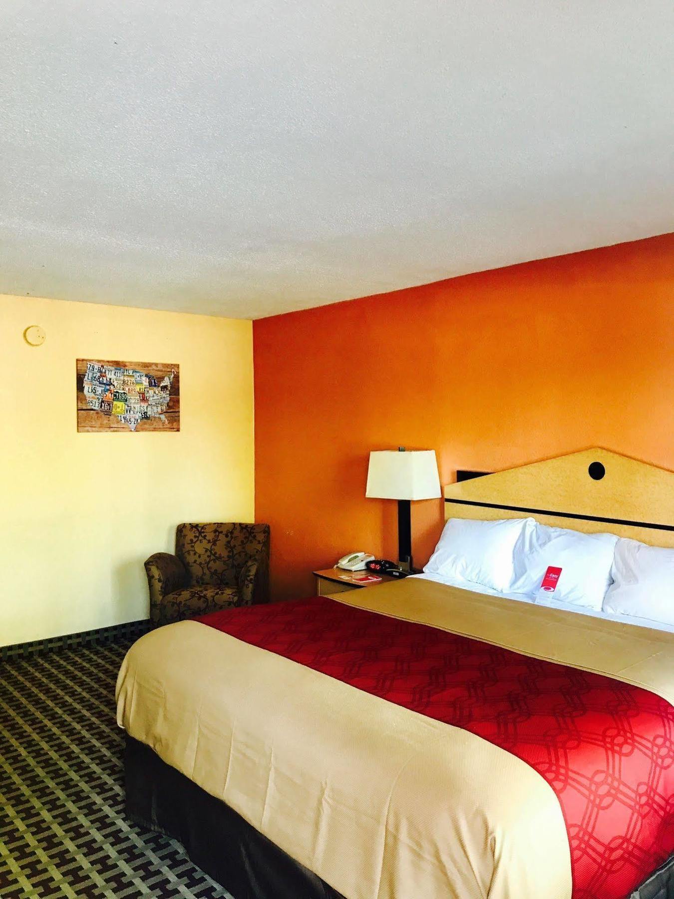 Milan Inn & Suites Buitenkant foto