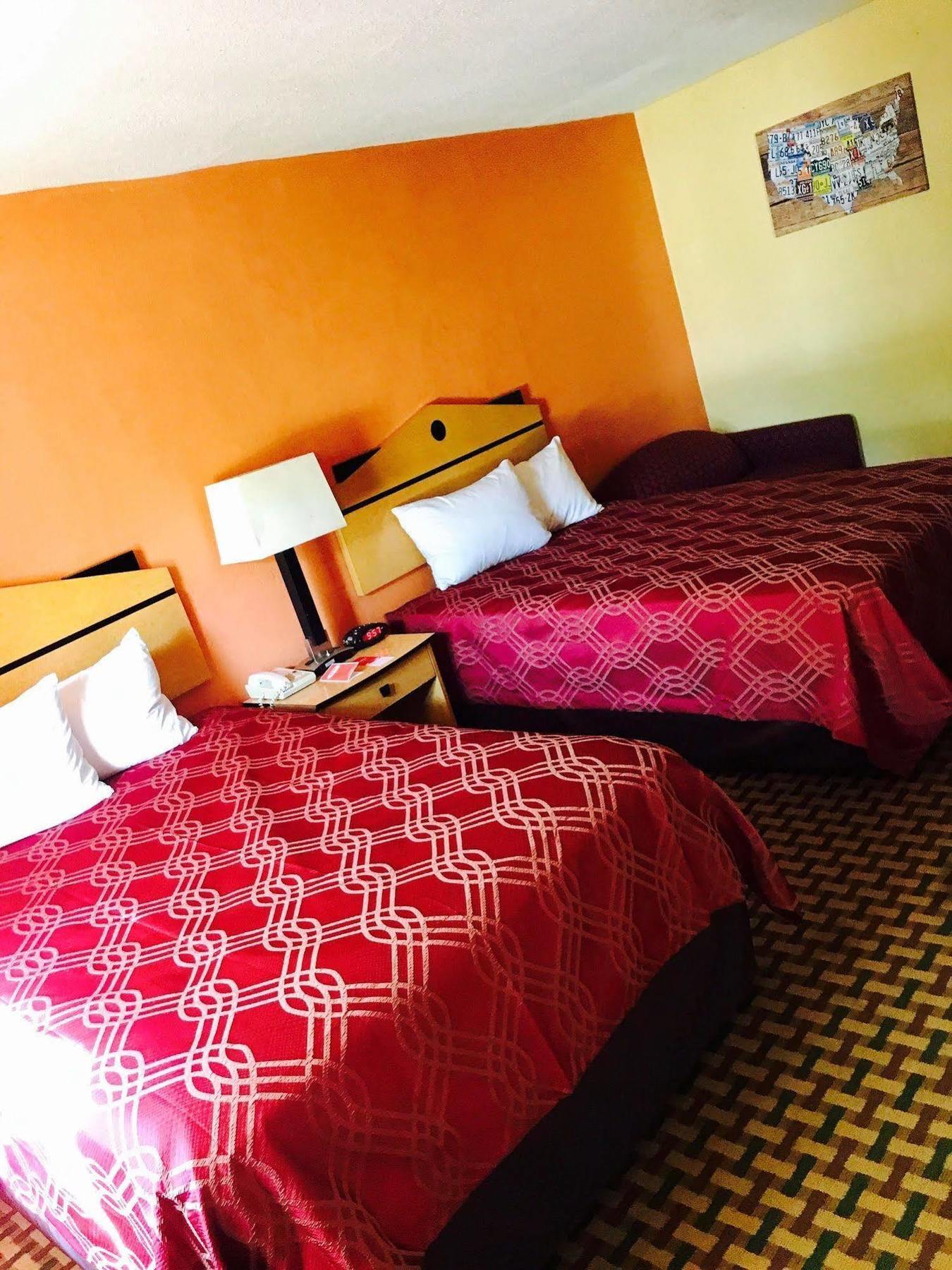 Milan Inn & Suites Buitenkant foto